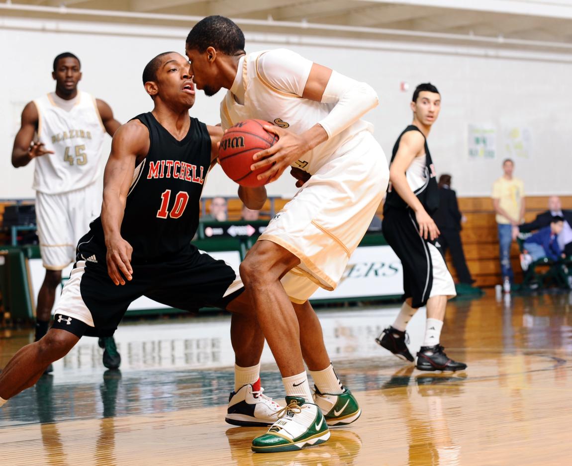 Keene State College Gets Past Men&rsquo;s Basketball, 71-66