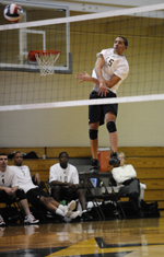 Men's Volleyball Splits Tri-Match At MIT