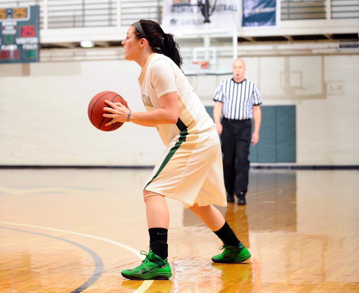 Women&rsquo;s Basketball Falls To Daniel Webster In NECC Quarterfinal, 80-62