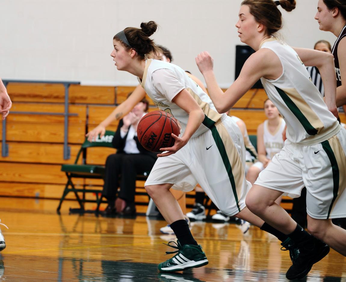Women&rsquo;s Basketball Roars Past Wheelock College, 64-40
