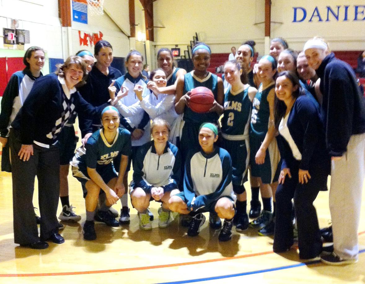 Parks Scores 1,000-th Career Point as Women&rsquo;s Basketball Tops Daniel Webster College, 70-62