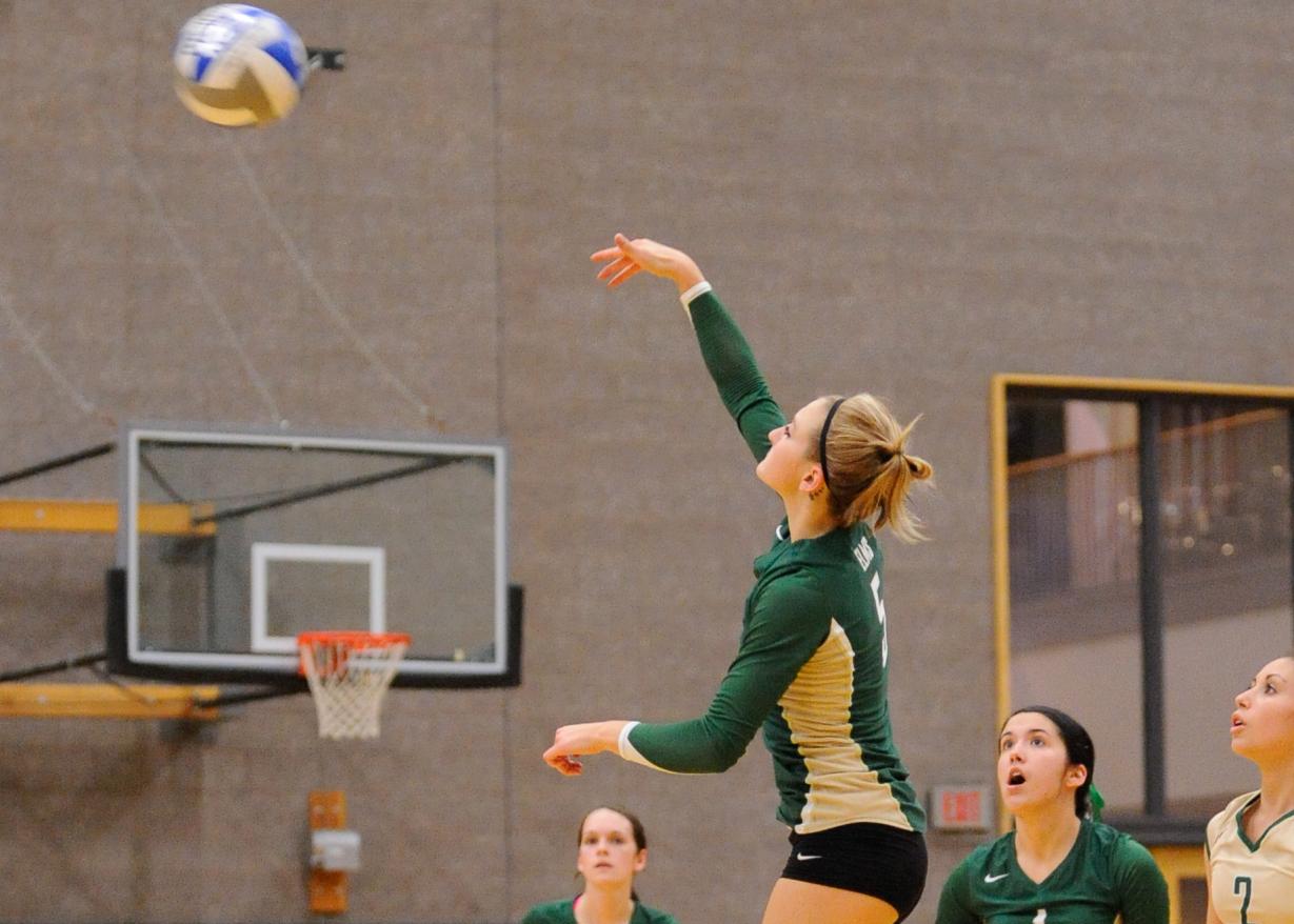 Women&rsquo;s Volleyball Falls to Sage, 3-0