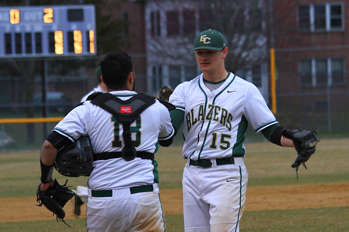 Banas' No-Hitter, Ayala's Walk-Off Propel Blazers To Sweep Over SVC