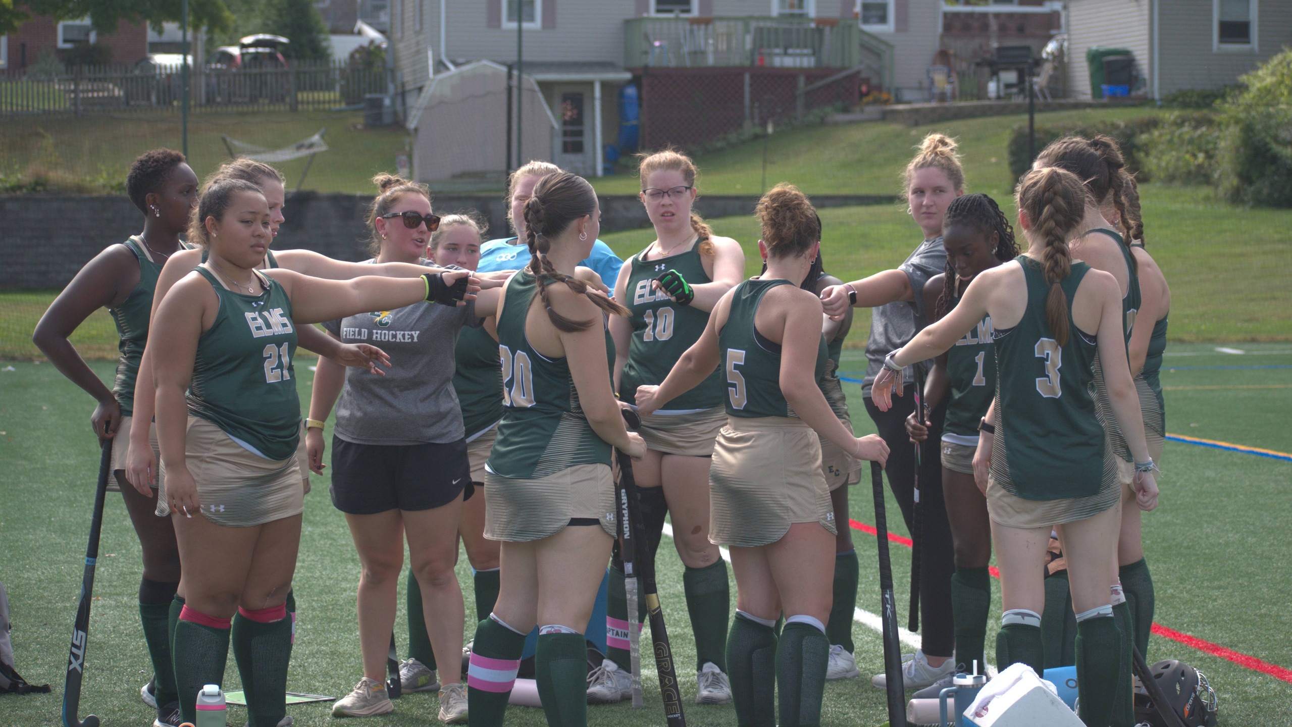 Field Hockey Lose a Tough Game to Simmons