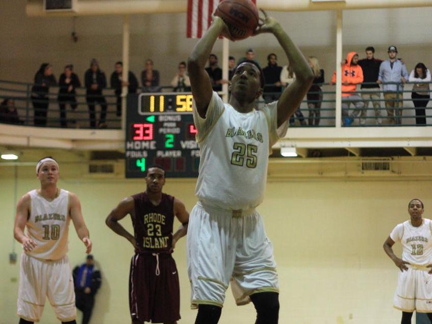 Men's Basketball Rolls Past Wheelock