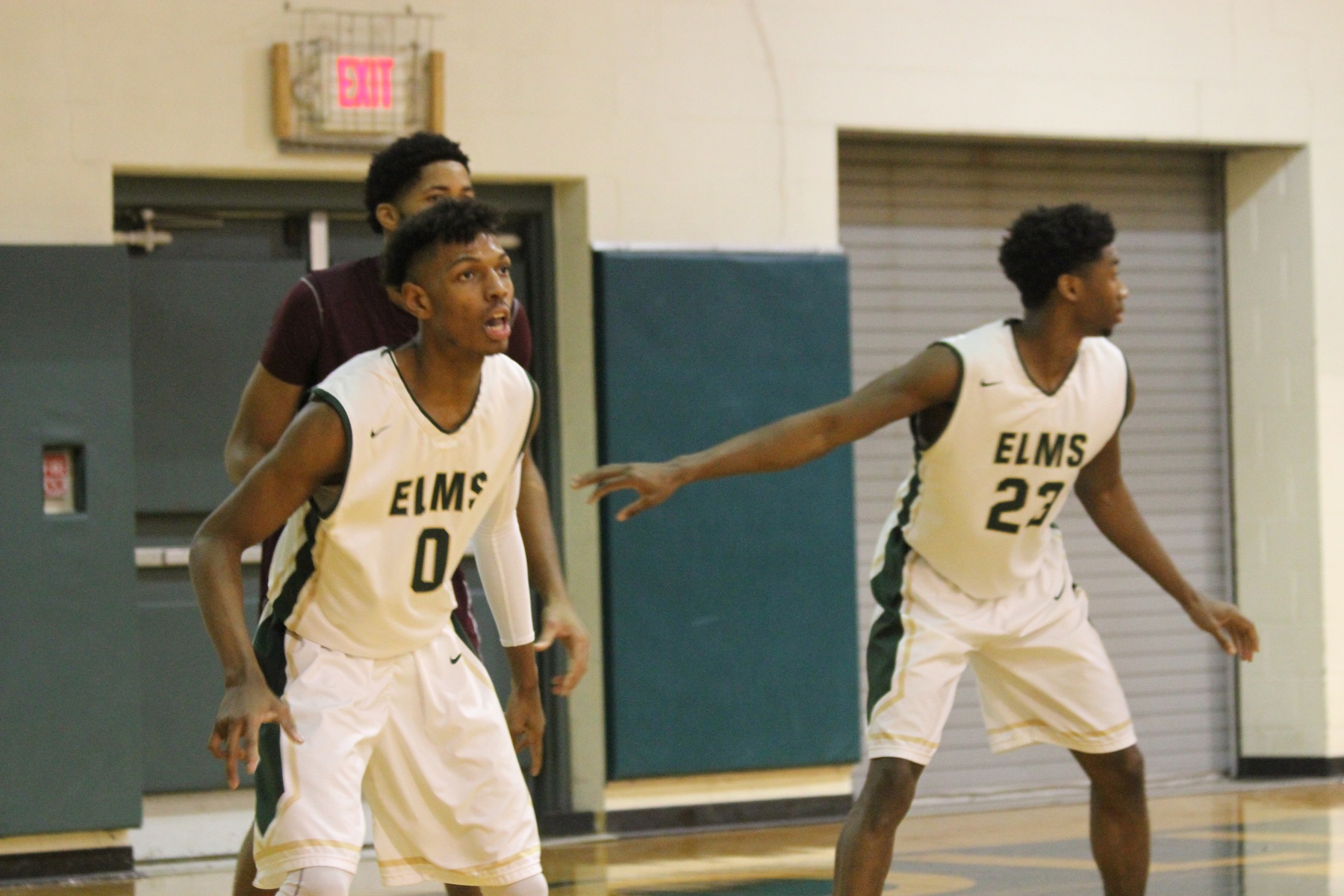Becker Uses Second-Half Surge to Top Elms Men's Basketball