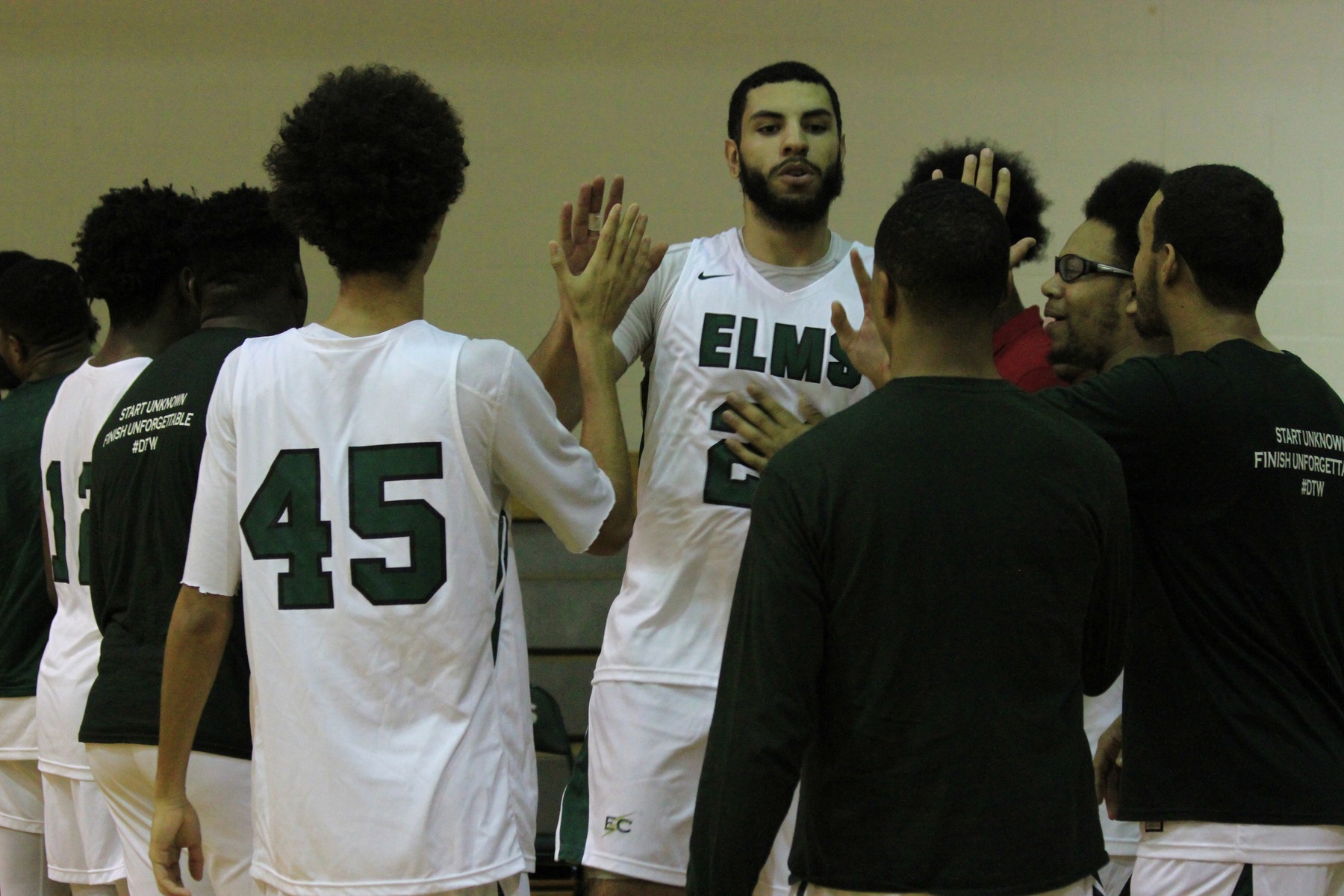 Blazers Comeback Bid Falls Short Against Mitchell