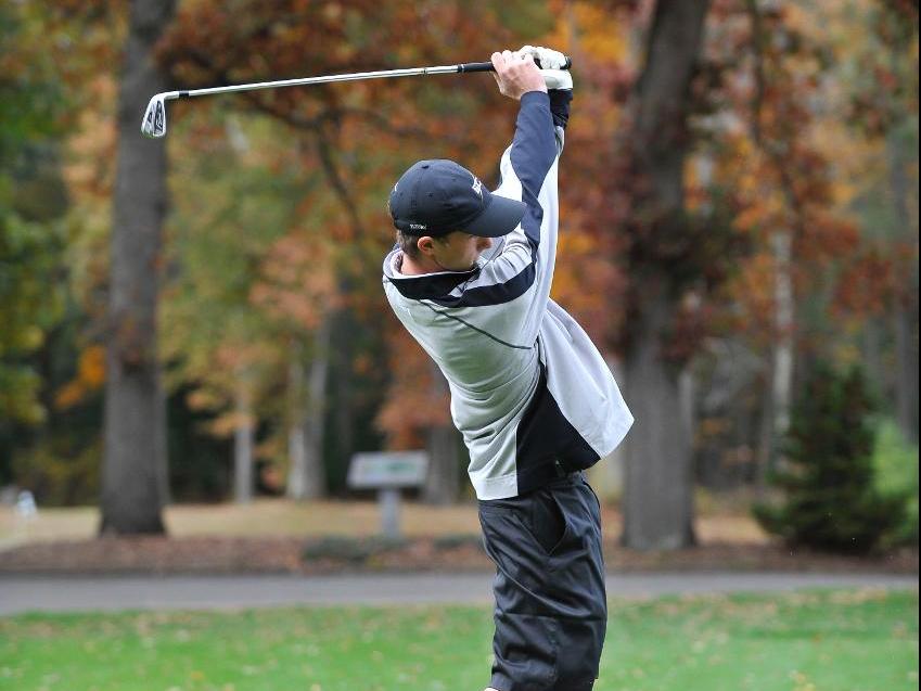 Men's Golf Wins Mitchell Invitational