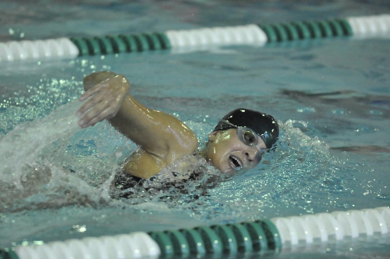 Men&rsquo;s and Women&rsquo;s Swimming Compete on Day One of NEISDA Championships