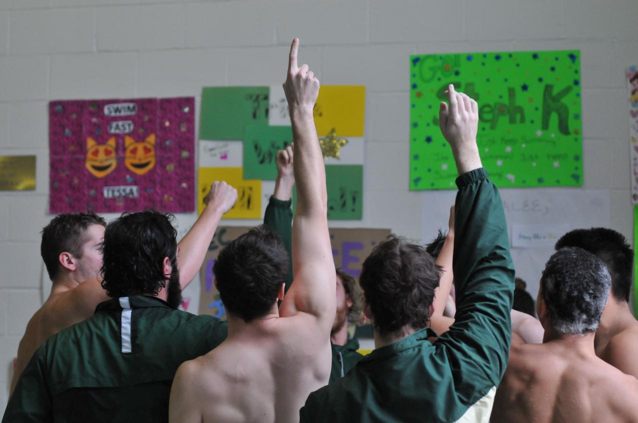 Men&rsquo;s Swimming Glides Past Regis College, 141-82