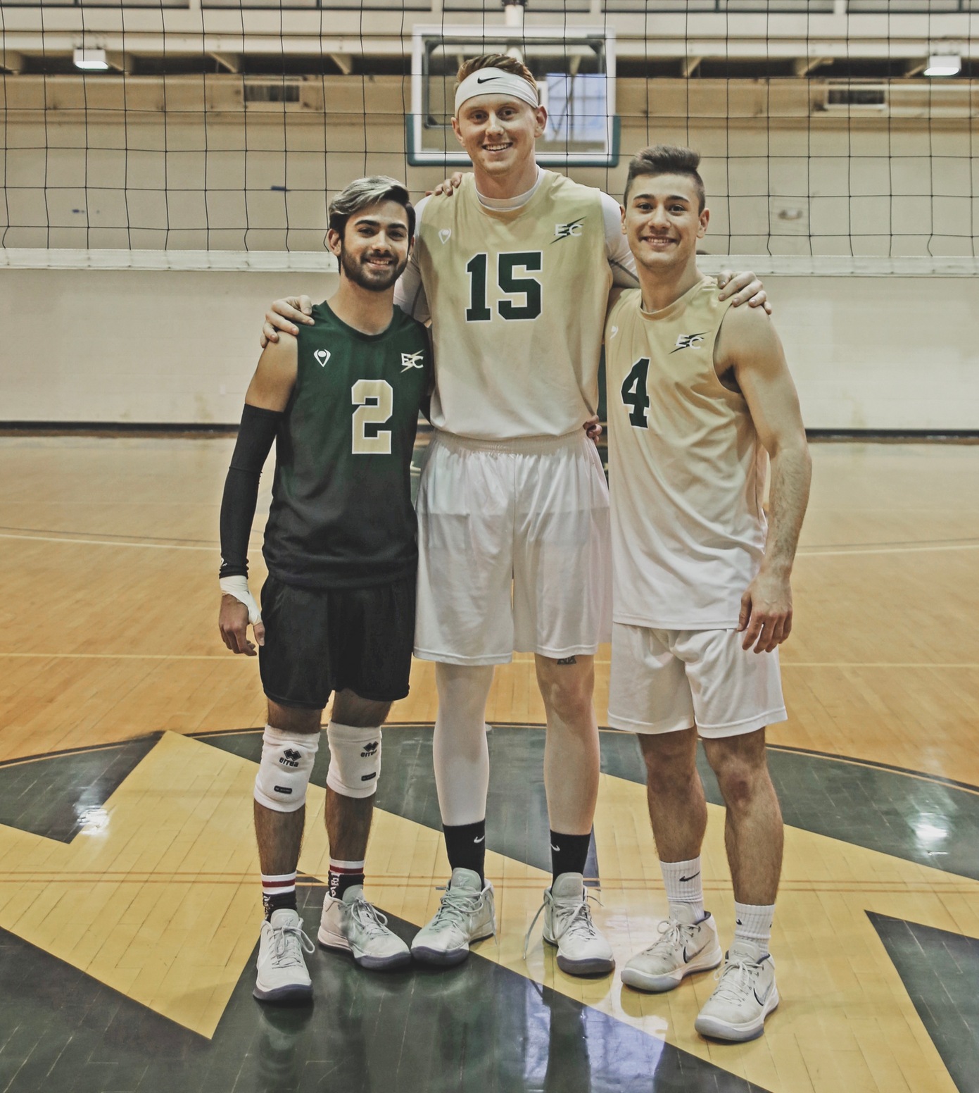 #12 Blazers Dominate Bison In Straight Set Win On Senior Night
