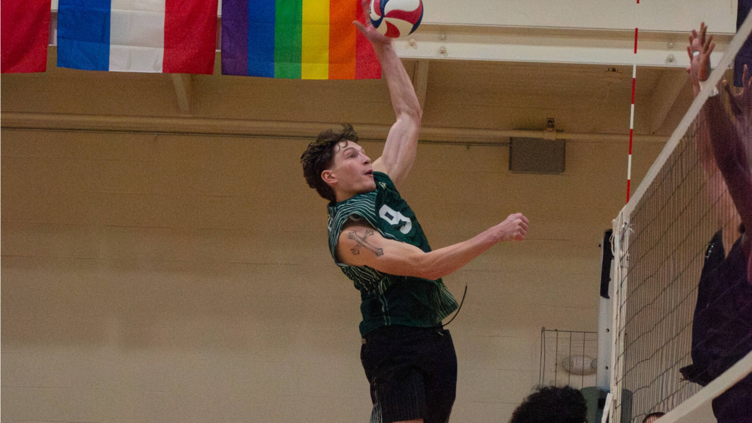 Men's Volleyball Splits Tri-Match at Emmanuel with a 3-2 Victory Over Bard
