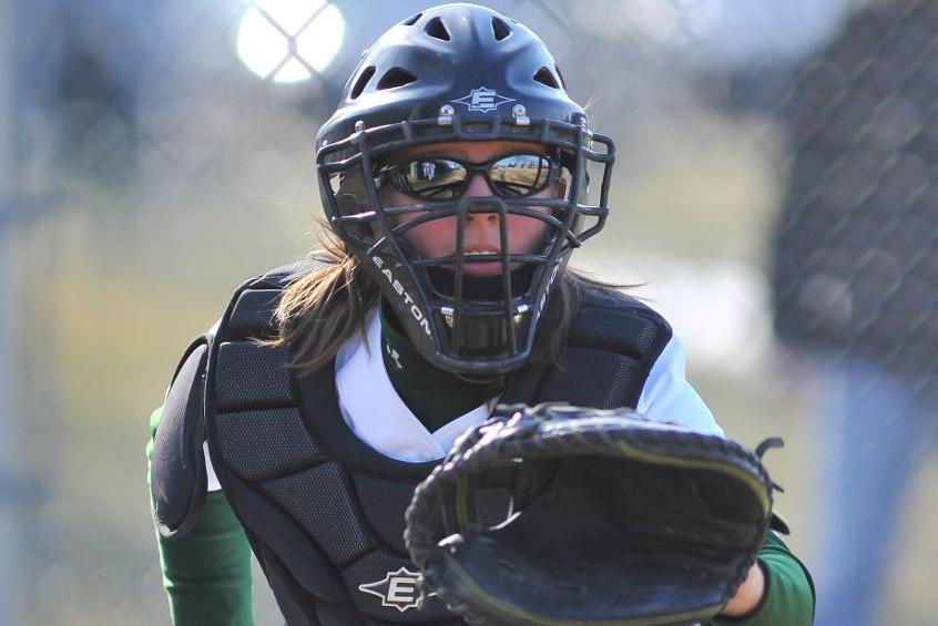 Softball Falls to Northland, Milwaukee School of Engineering in 2015 Opener