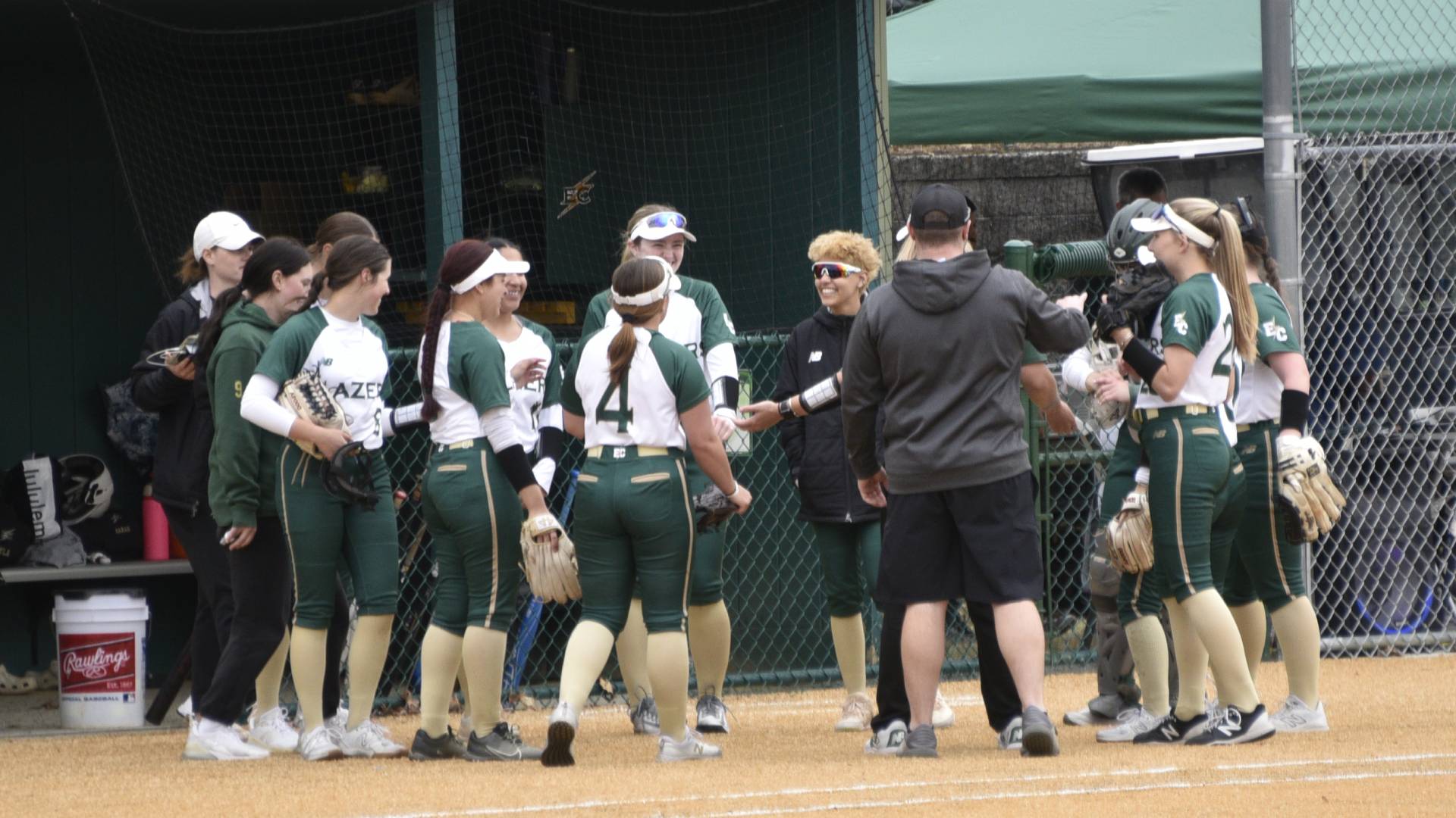 Trailblazers Beat Softball in First Road Doubleheader