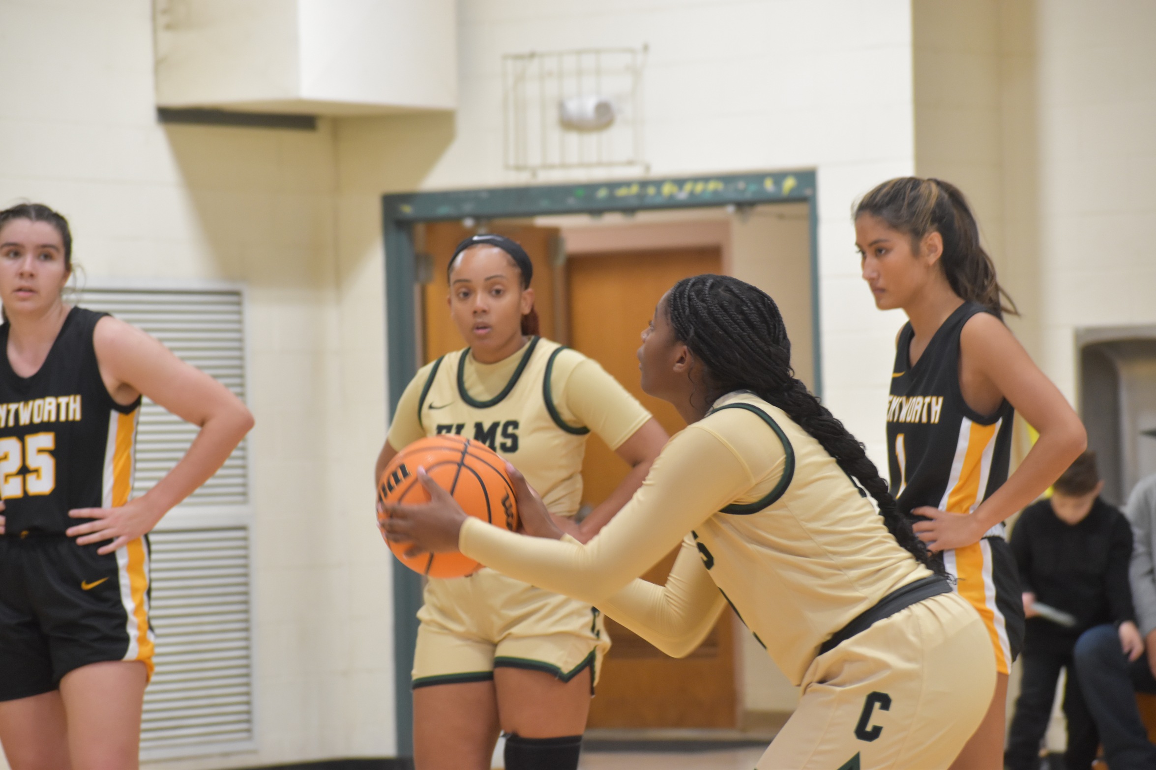 Coach Parks Collects Her First Win at Elms as The Team Blazed Their Way Past the Leopards