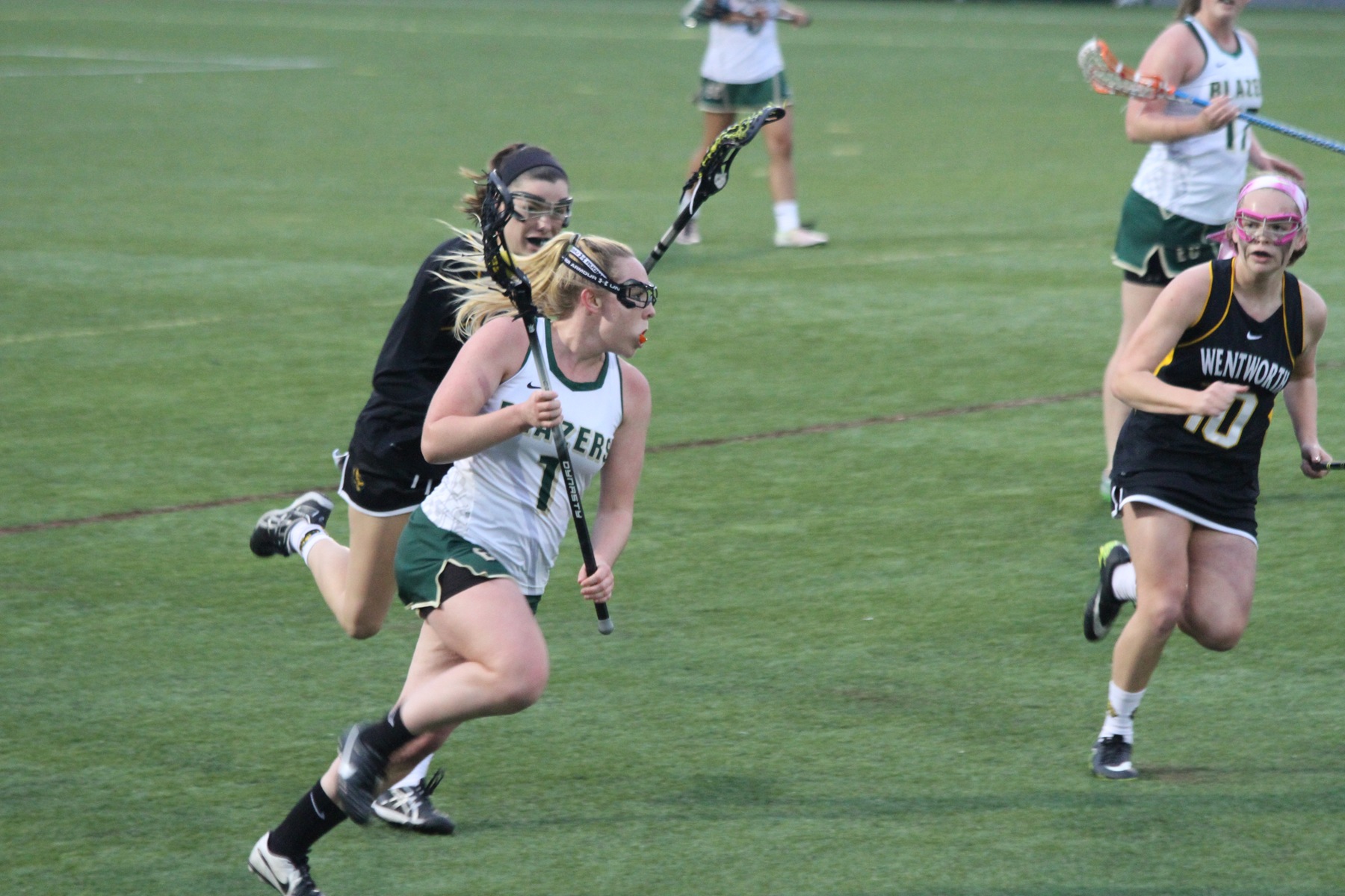 Women's Lacrosse Fends Off Wentworth
