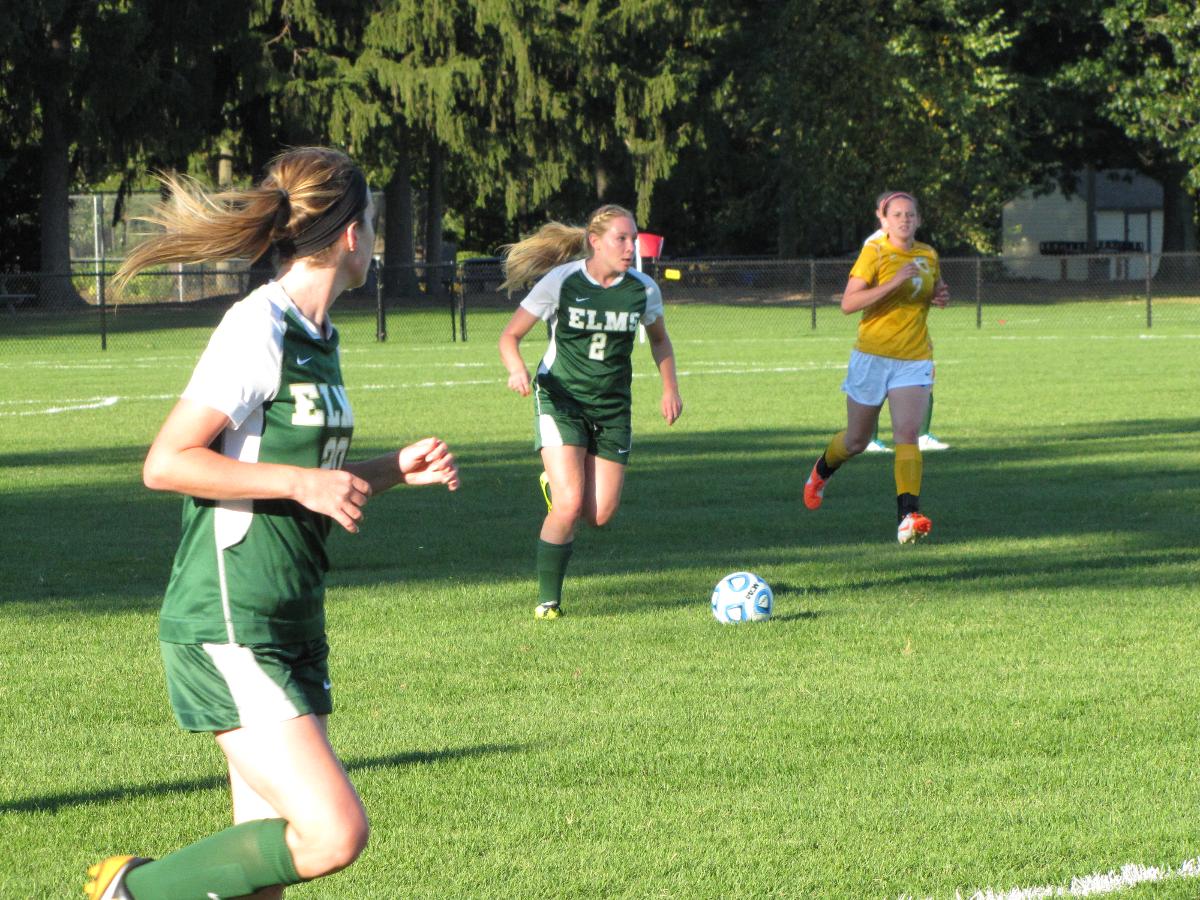Women's Soccer Tripped Up at Western New England
