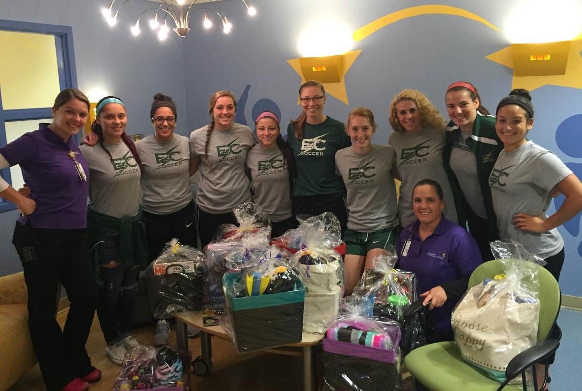 Women's Soccer Visits Children at Baystate Medical Center