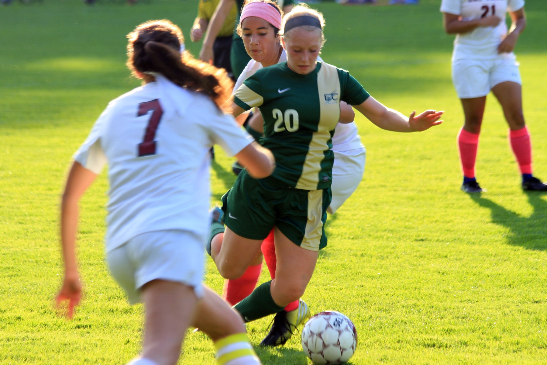 Goodwin Delivers Another OT Winner As Blazers Top WNE