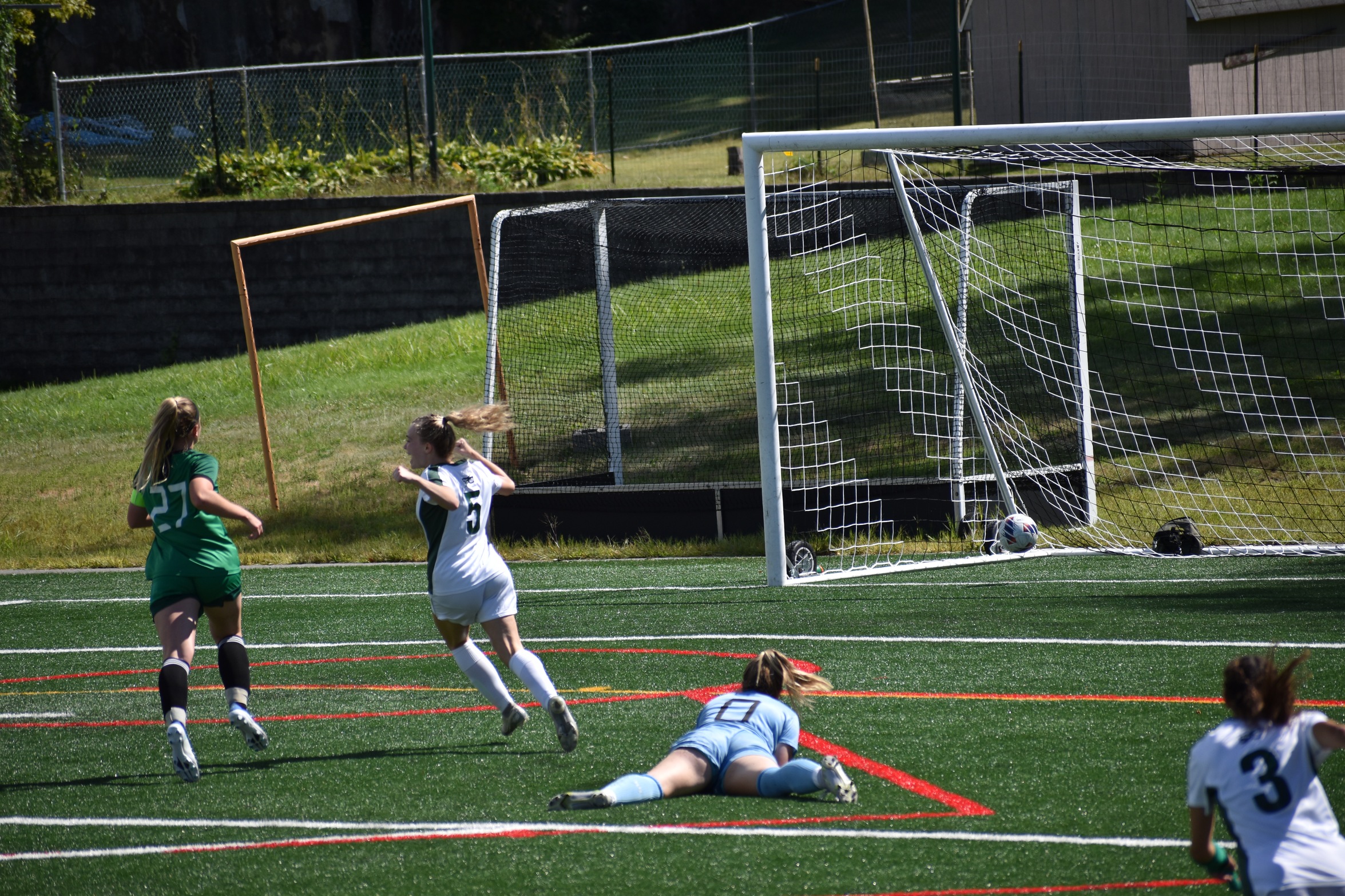 Blazers Come Up Short Against The Eagles