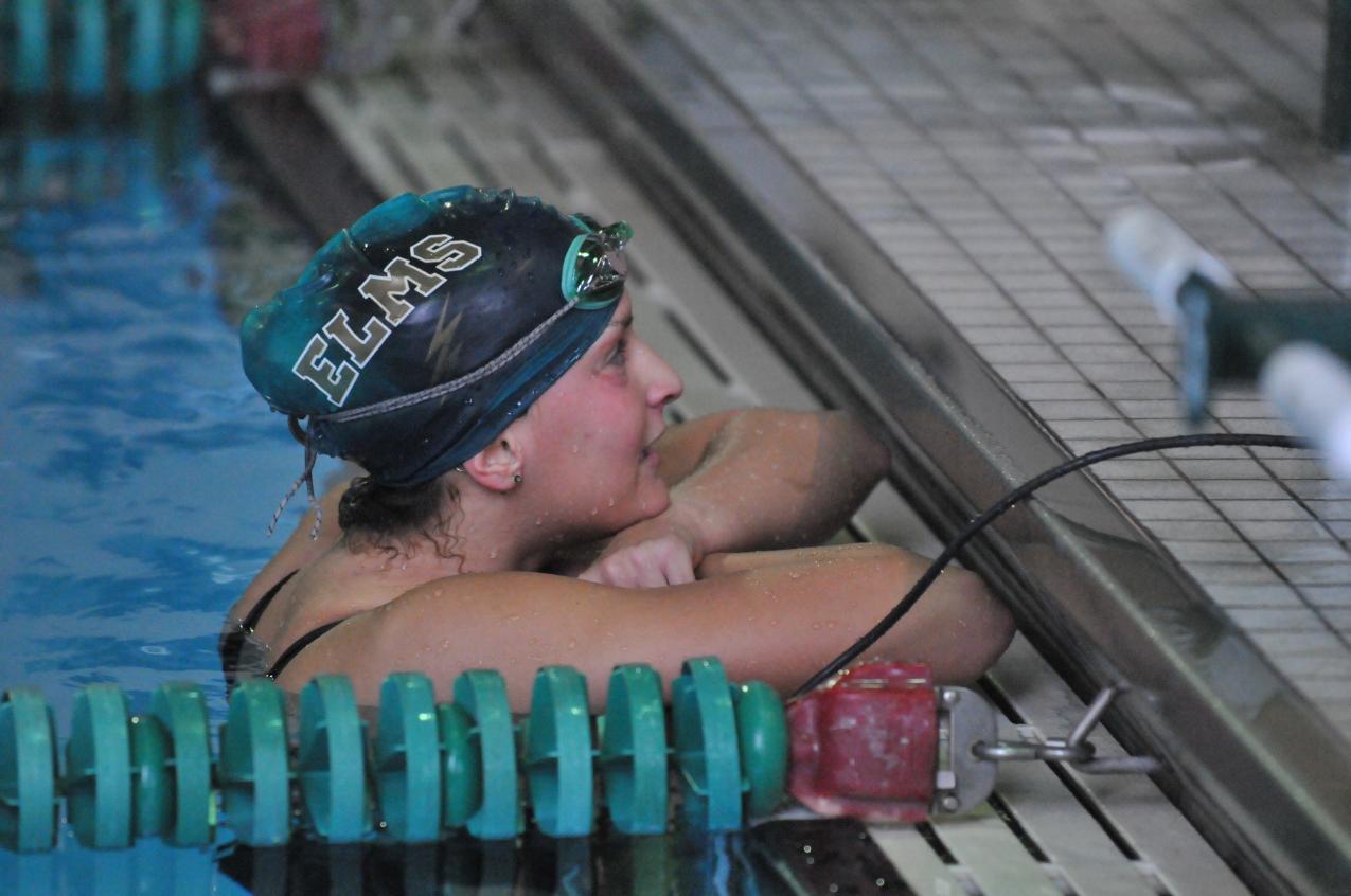 Women&rsquo;s Swimming Falls to University of New England, 177-84