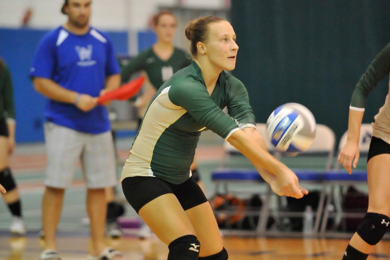Women&rsquo;s Volleyball Outlasted by Daniel Webster College, 3-1