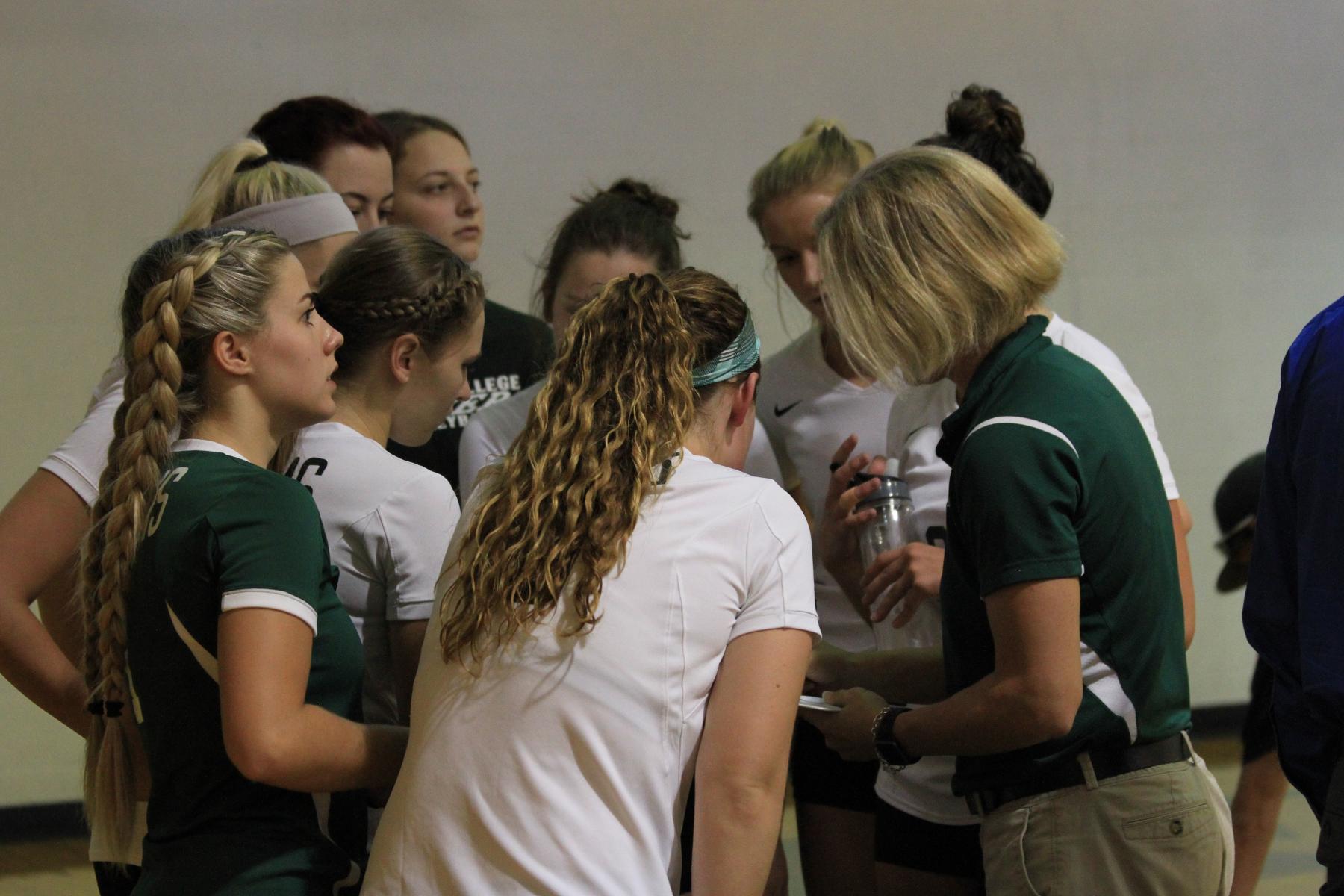 Women's Volleyball Falls At Daniel Webster