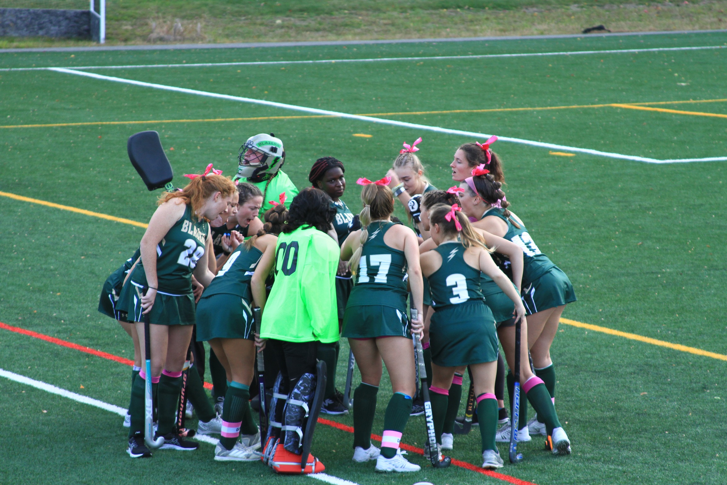 Blazers Blank Dean for Breast Cancer Awareness Game