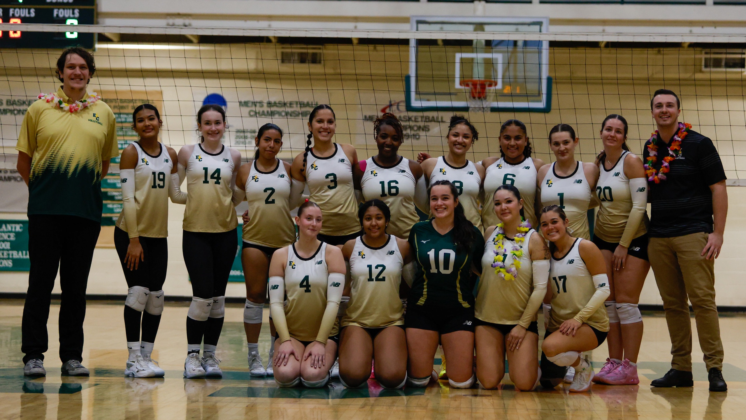 Women's Volleyball Celebrates Senior Day with a 3-1 Win Over Dean